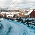 Beskid House Kurow بيت للعطل Kurow (Lesser Poland)