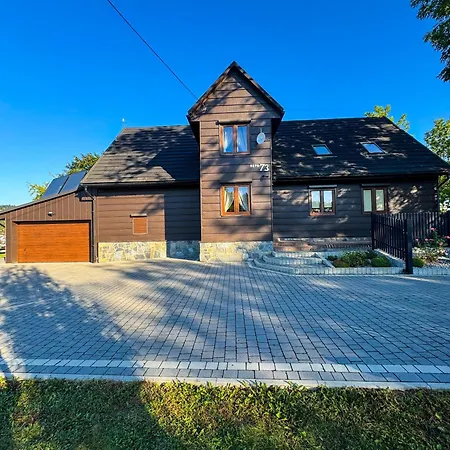 Holiday home Beskid House Kurow *