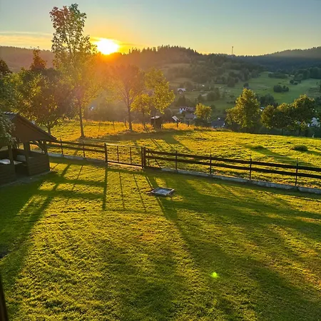 Dom wakacyjny Beskid House Kurów